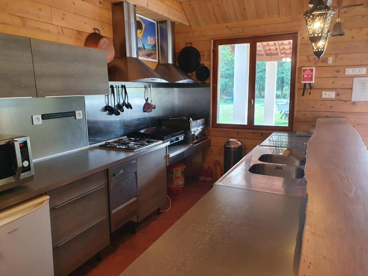 Saulgond Luxury Safari Tents At Moulin Du Pommier Glamping & Camping מראה חיצוני תמונה