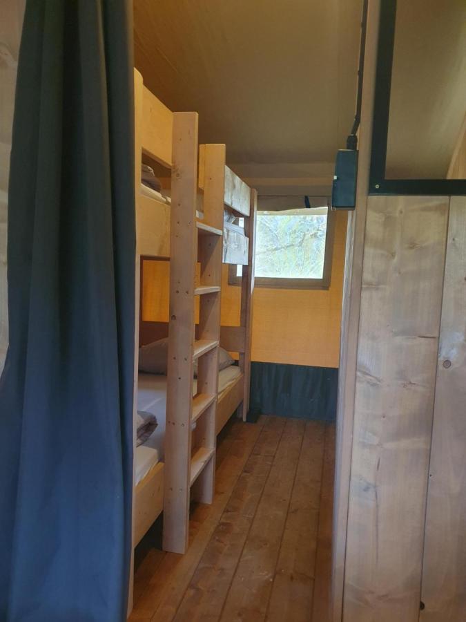 Saulgond Luxury Safari Tents At Moulin Du Pommier Glamping & Camping מראה חיצוני תמונה