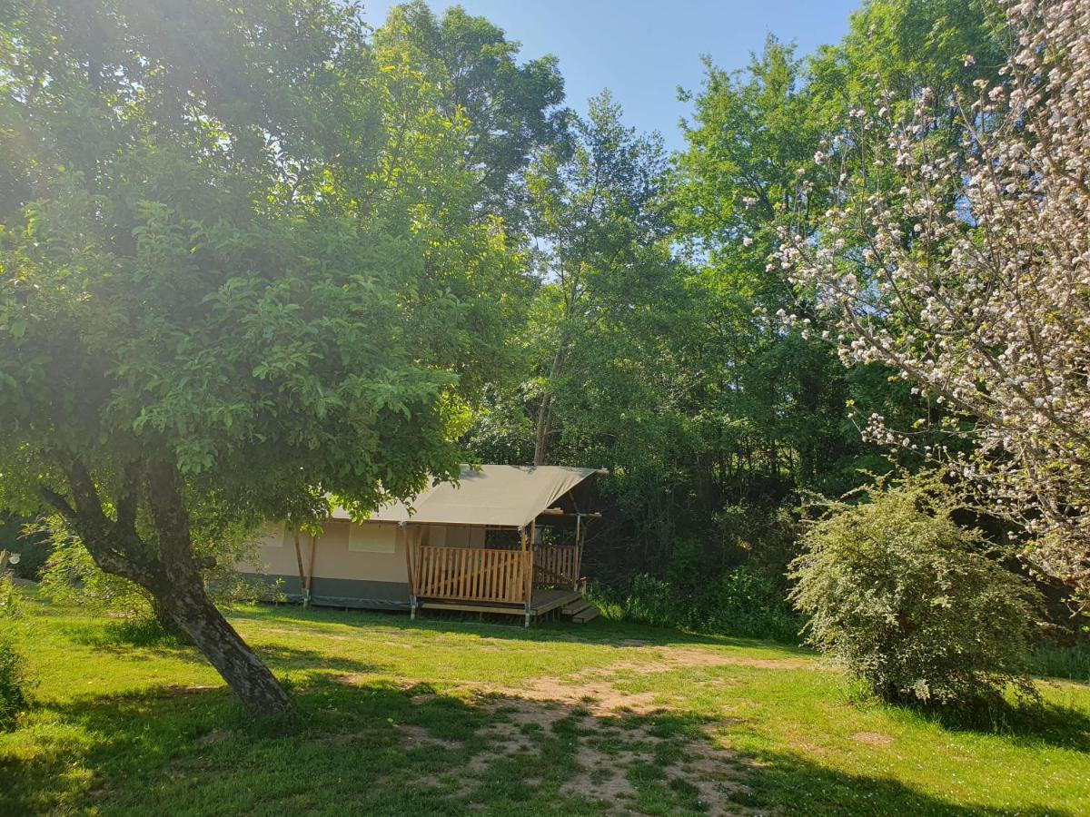 Saulgond Luxury Safari Tents At Moulin Du Pommier Glamping & Camping מראה חיצוני תמונה