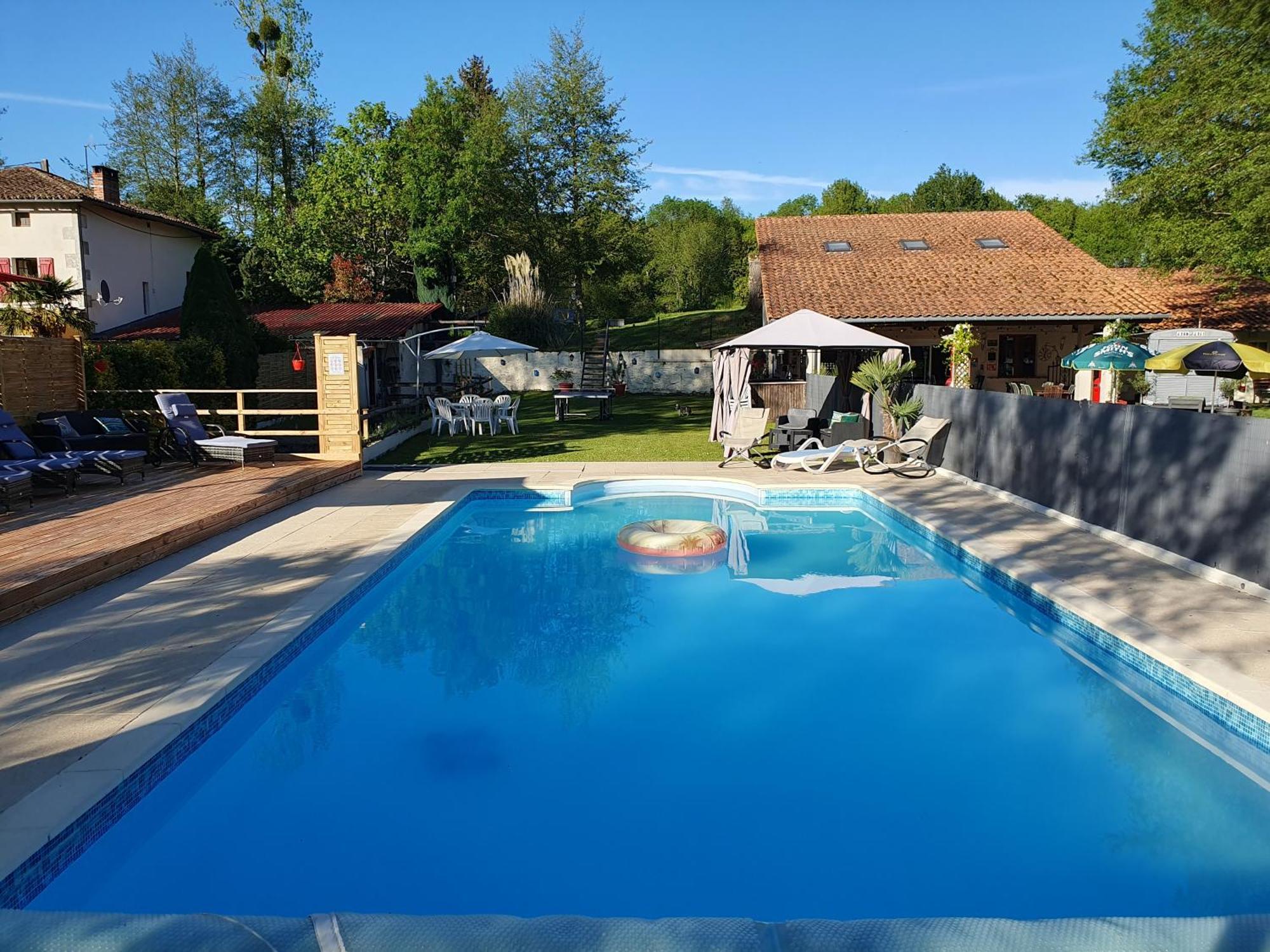 Saulgond Luxury Safari Tents At Moulin Du Pommier Glamping & Camping מראה חיצוני תמונה